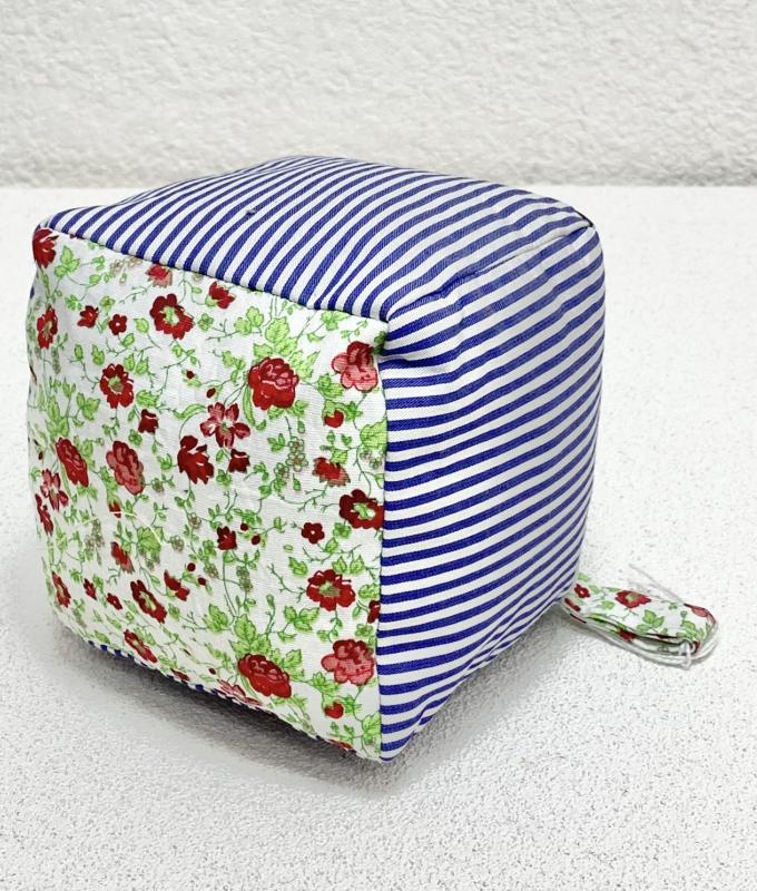 CUBE D'ÉVEIL Fil Roze