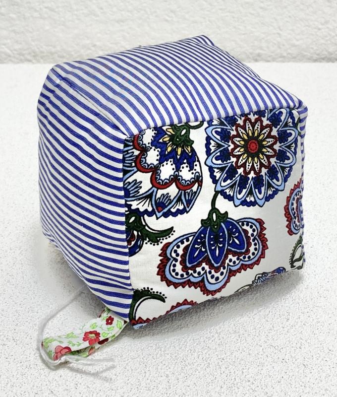 CUBE D'ÉVEIL Fil Roze